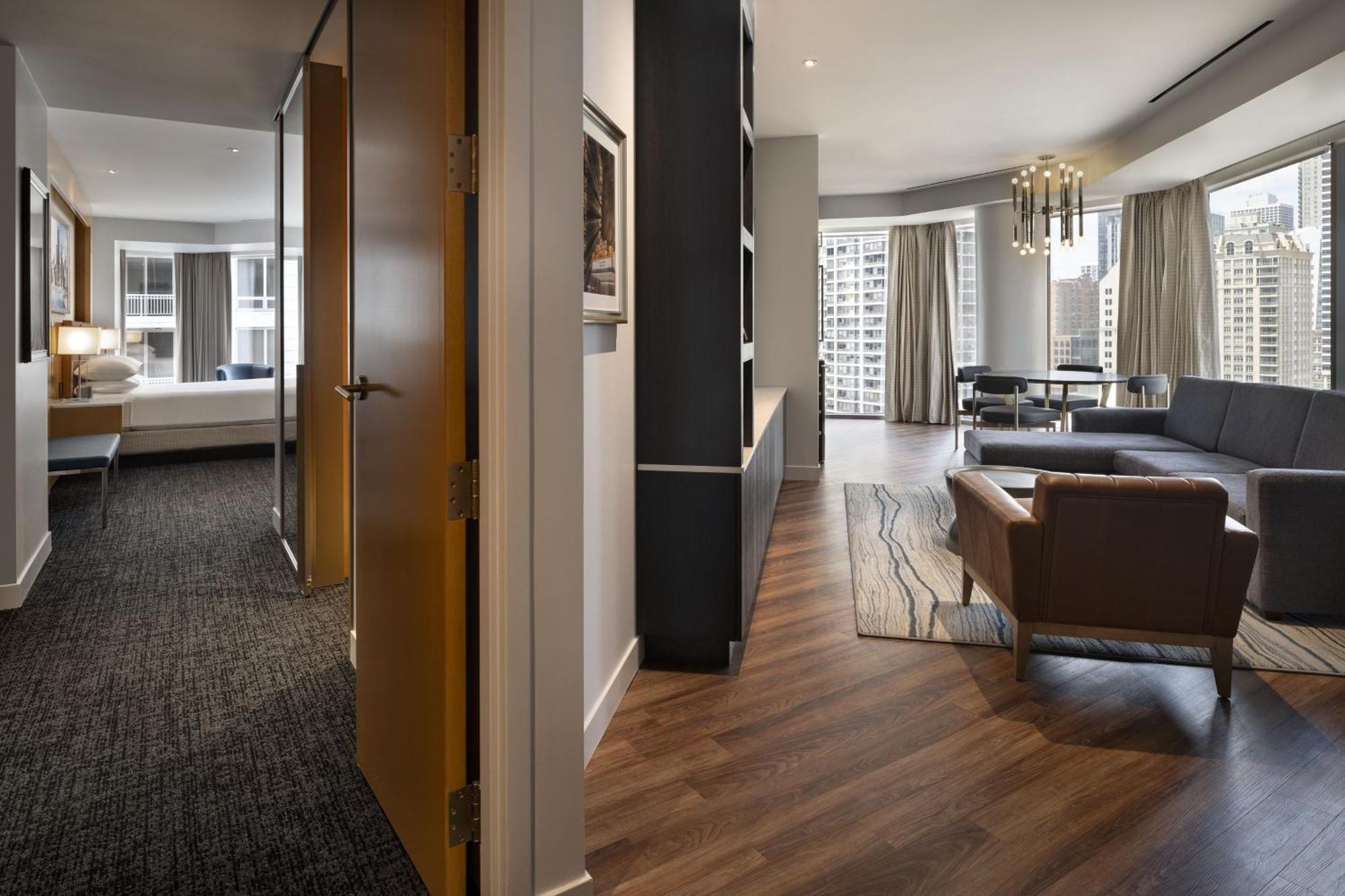 Residence Inn By Marriott Chicago Downtown Magnificent Mile Dış mekan fotoğraf
